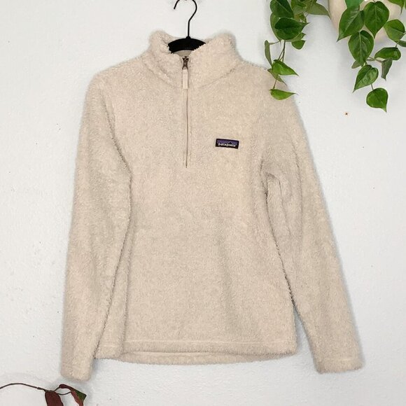Patagonia Sweaters - Patagonia Los Gatos Sweater White Fuzzy Small 1/4 Zip Pullover